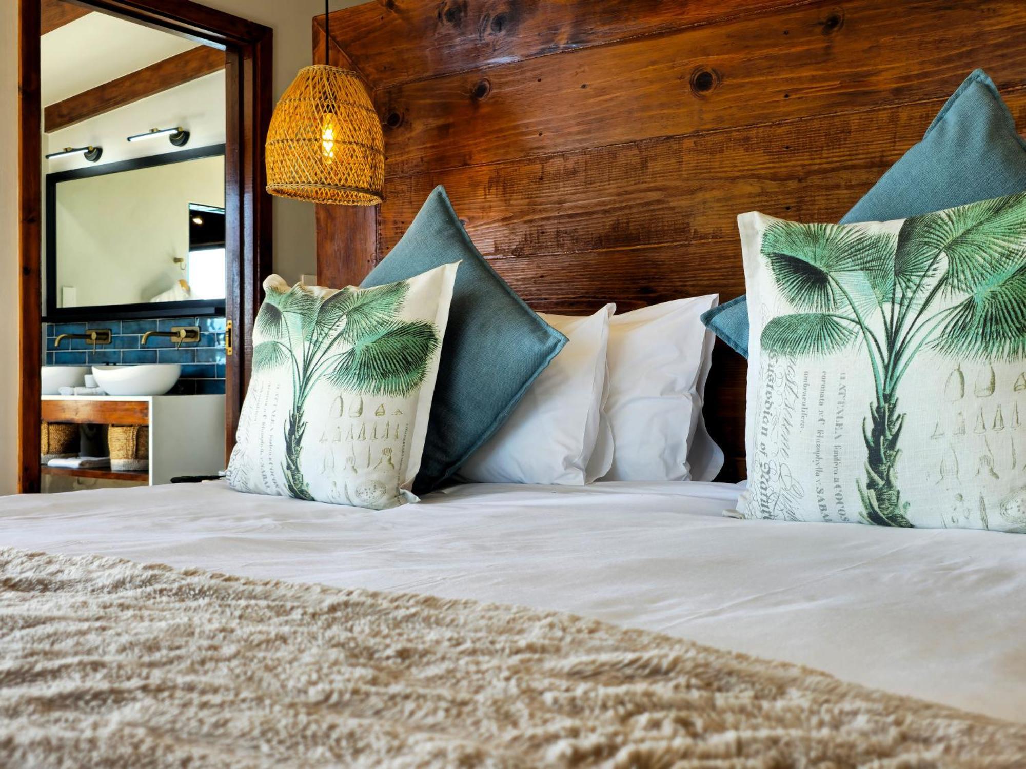 Elephant Hide Of Knysna Guest Lodge Exteriör bild